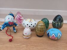 Bundle of 8 pretty mixed ornamental eggs. Easter decoration!