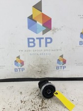 AUDI A3 8V TDI S LINE Hatchback 5 Doors 2012-2017 Centre Air Vents 8V0820901A