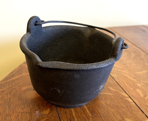 Vintage cast iron - cast, l-0306-a