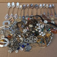 ANTIQUE / VINTAGE BROKEN