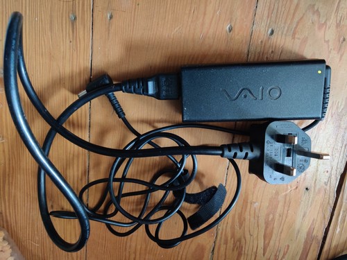 Genuine sony vgp ac19v48 - genuine,