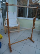 Elbesee - Tapestry Floor Stand (A)- 28"x20" Maximum