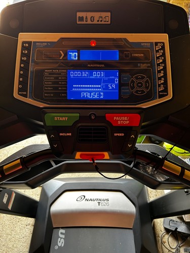 Treadmill nautilus t626 - treadmill:,