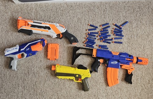Nerf gun bundle darts - gun,