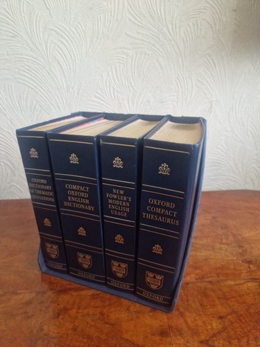 Oxford vol reference box set - 4,