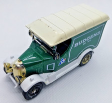 Oxford Diecast Bullnose Morris Van Budgens