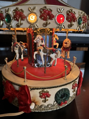 Christmas carousel music - christmas, box