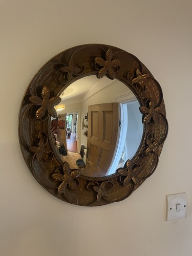 Round convex wall - convex,