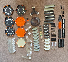 Large 87-piece Hex bug Bundle inc. 6 Hexbugs (possibly from Hurricane set)