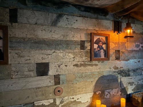 Reclaimed pine floorboards - reclaimed,