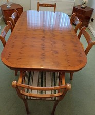 Excellent condition Yew Raven