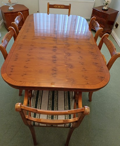 Excellent condition yew raven - excellent,
