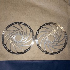 Pair hope mono - of, rotors