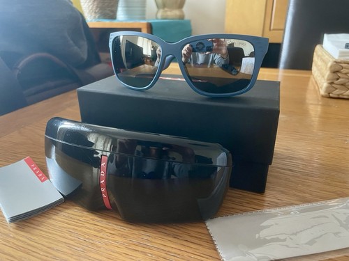 Authentic prada linea rossa - authentic,