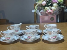 English bone chine 22 kt gold coffe latte set