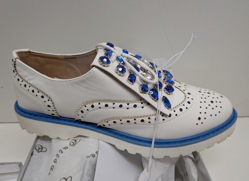 Ladies casual white flats - casual,