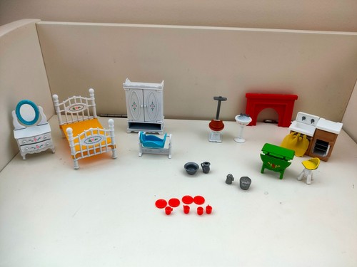 Vintage metal dolls house - metal,