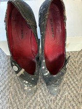 Size 5 Distressed Denim Miss