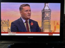 Panasonic TH-37PX70B 37"