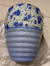 Large Shelley ribbed vase in