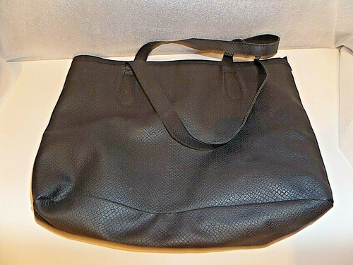 Black snake skin print - black,