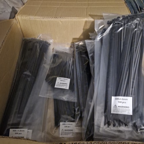 Heavy duty black cable - cable, ties