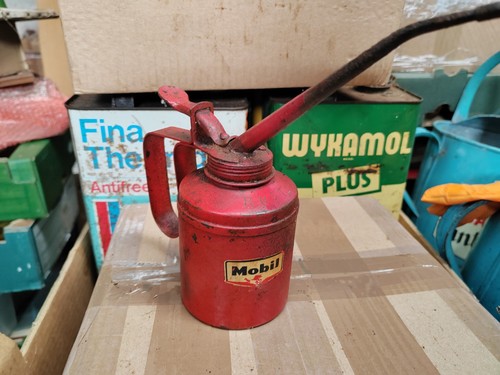Vintage oil can - can, dispenser