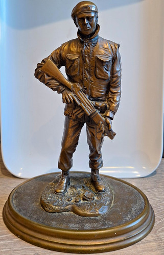 Bronze metal military soldier - bronze,