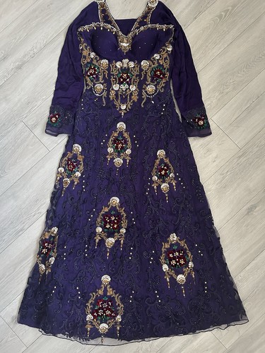 Elegantly embroiled gown - gown., in