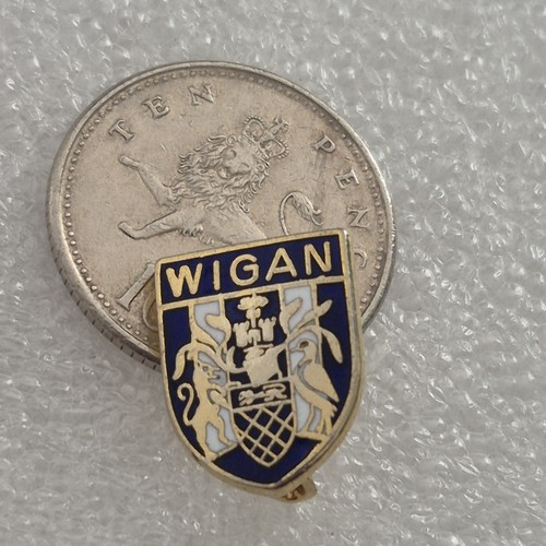 Small wigan badge - small,