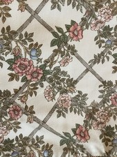 Vintage Jonelle Trellis Rose