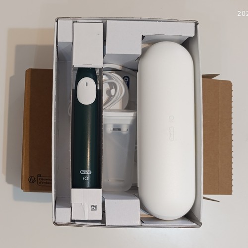 Oral io2 series electric - 2,