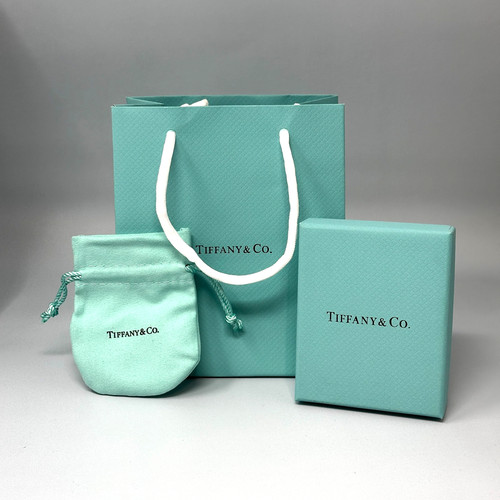 Tiffany box gift - &,