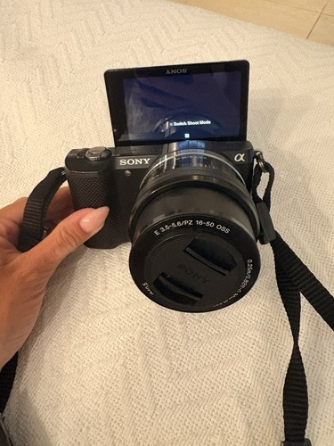 Sony a5000 mirrorless digital - a5000,