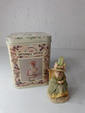 brambly hedge Border Fine Arts