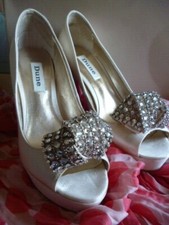 **WOMENS IVORY SATIN DIAMANTE