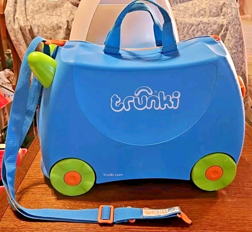 Trunki ride luggage wheeled - trunki,