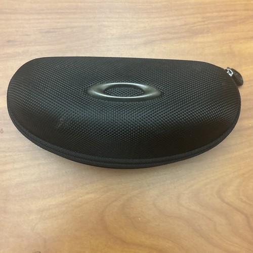 Oakley sport sunglasses - sport, case