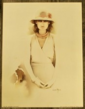 04/06 Vtg 1977 Sara Moon Lady