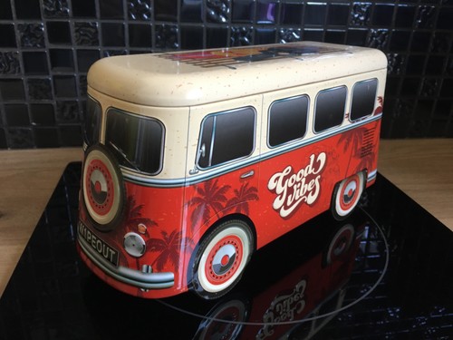 Campervan style tin surfers - style,