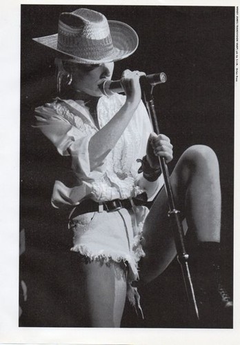 Wendy james transvision vamp - wendy,