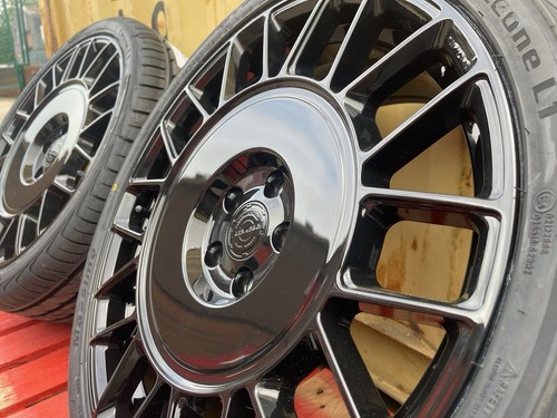 Black alloy wheels - 🇬🇧19",