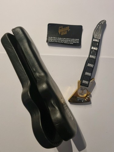 Gibson usa explorer guitar - gibson,