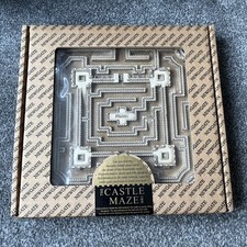 The Castle Maze Labyrinth Style Game by Newgate Games  Lovely Game Free P&P RARE