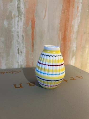 Hornsea rainbow posy vase - hornsea,