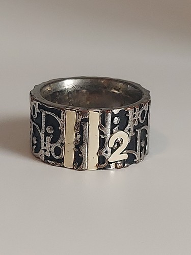 Authentic christian dior - christian, ring