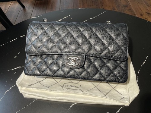 Chanel medium classic black - chanel,