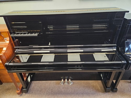 Yamaha upright piano made - yamaha,