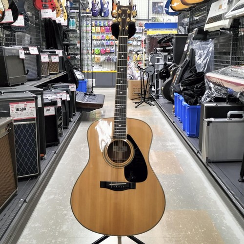 Yamaha acoustic guitar - acoustic, ll-8j
