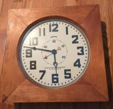 VTG Hamilton Sangamo Synchronous Motor Clock Style S-1201 USA Square Wall Read!!